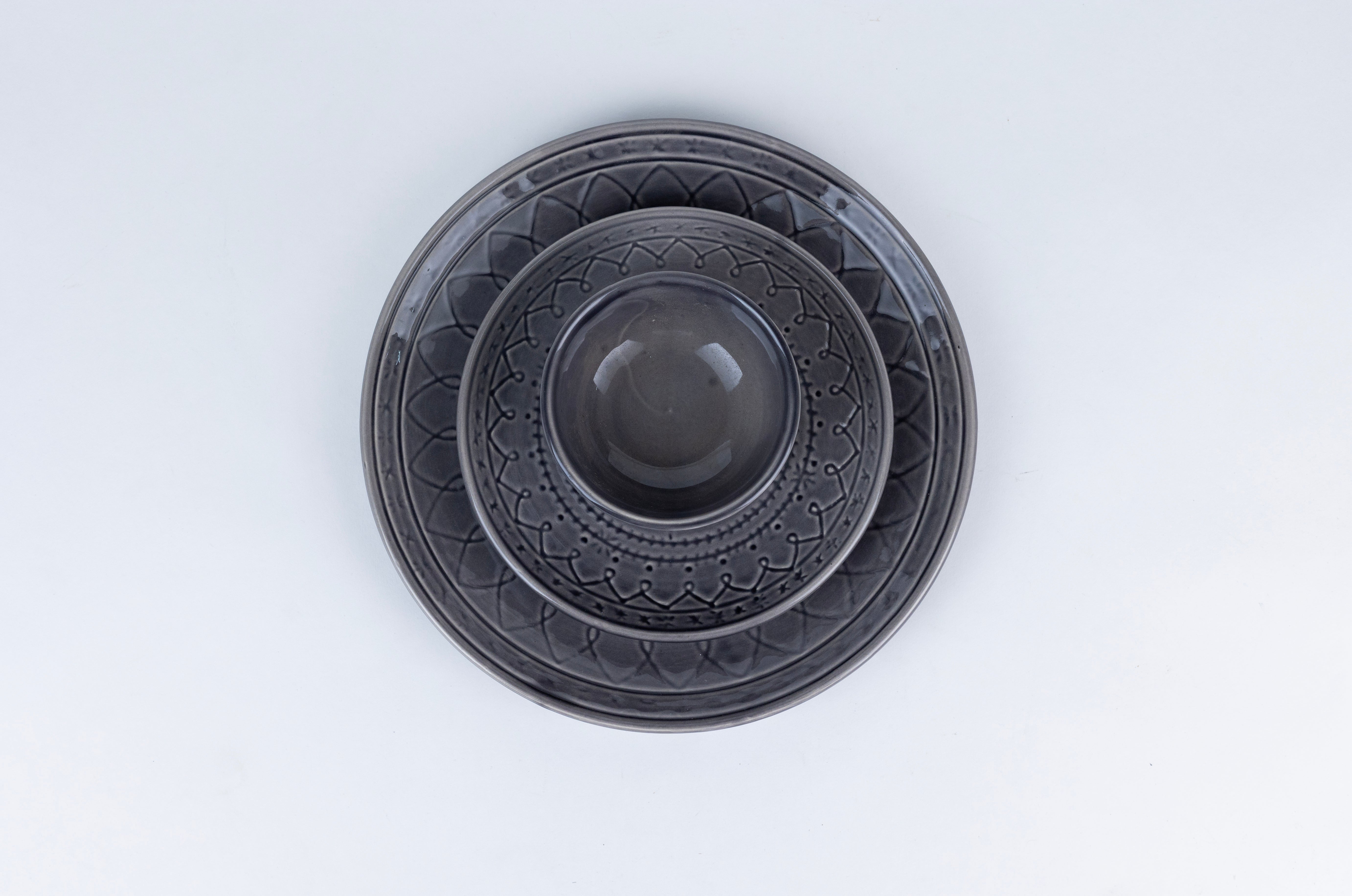 Grey Embossed Dinner Set Ceramic