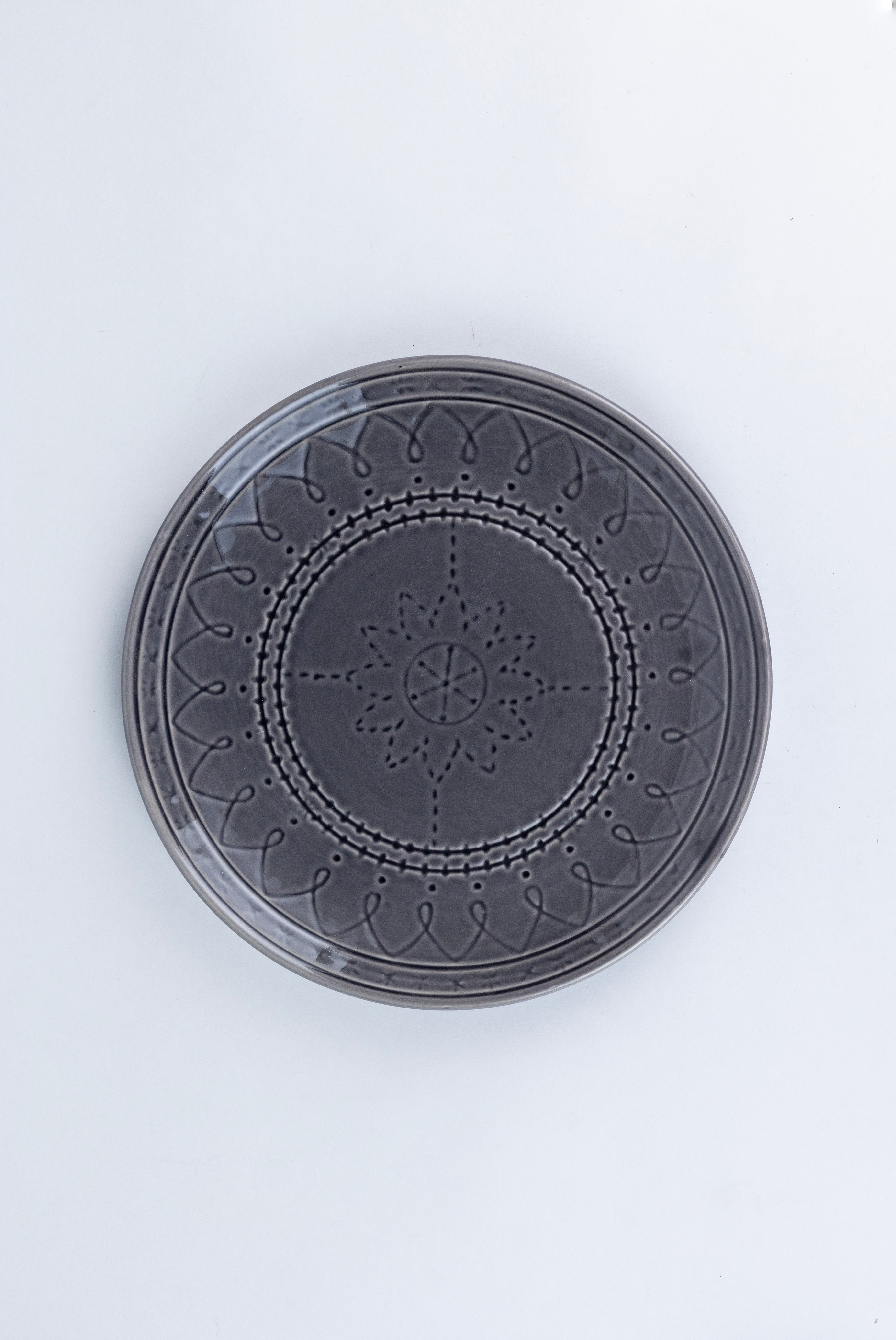 Grey Embossed Dinner Set Ceramic