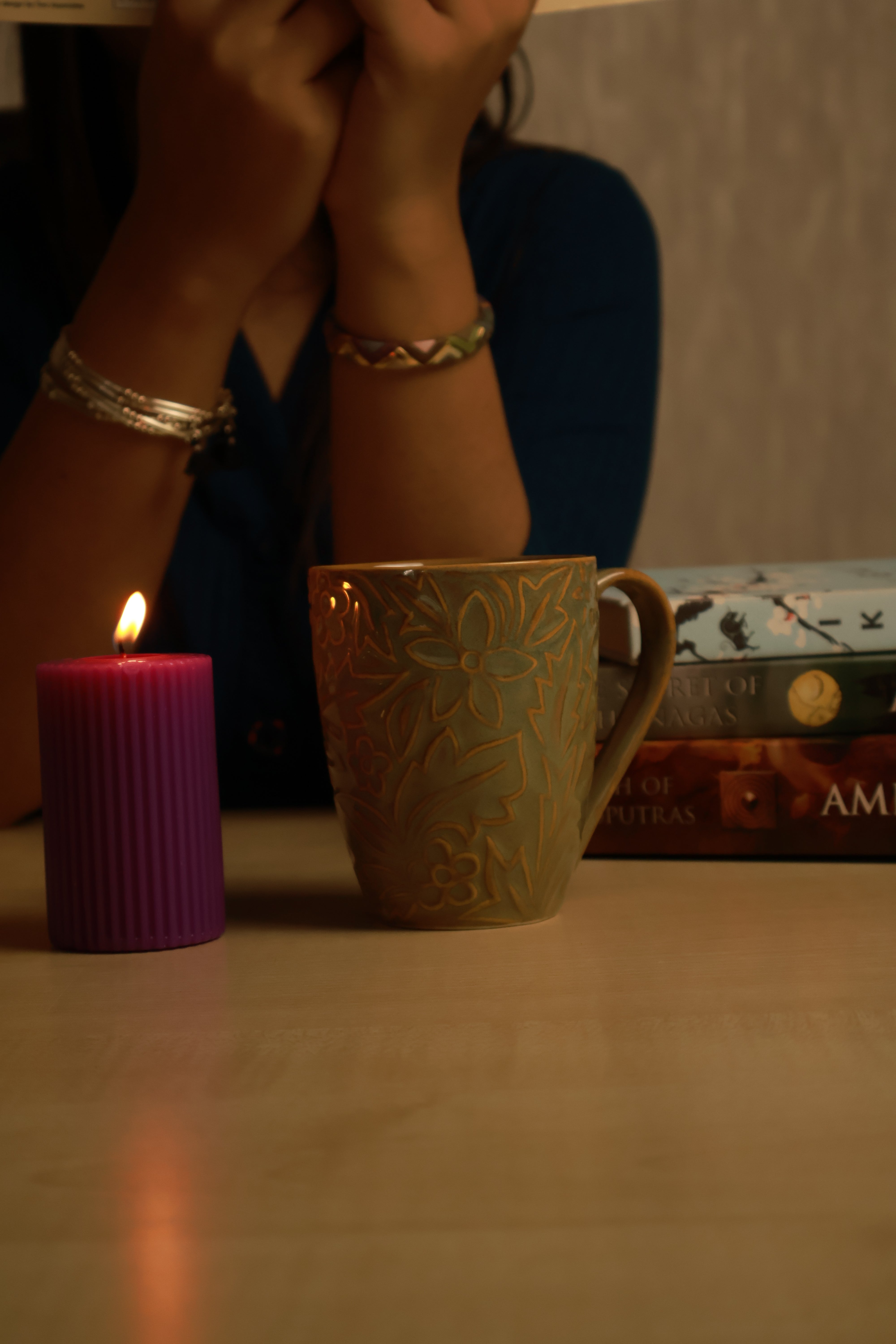 Green Embossed Mug – Handmade Ceramic
