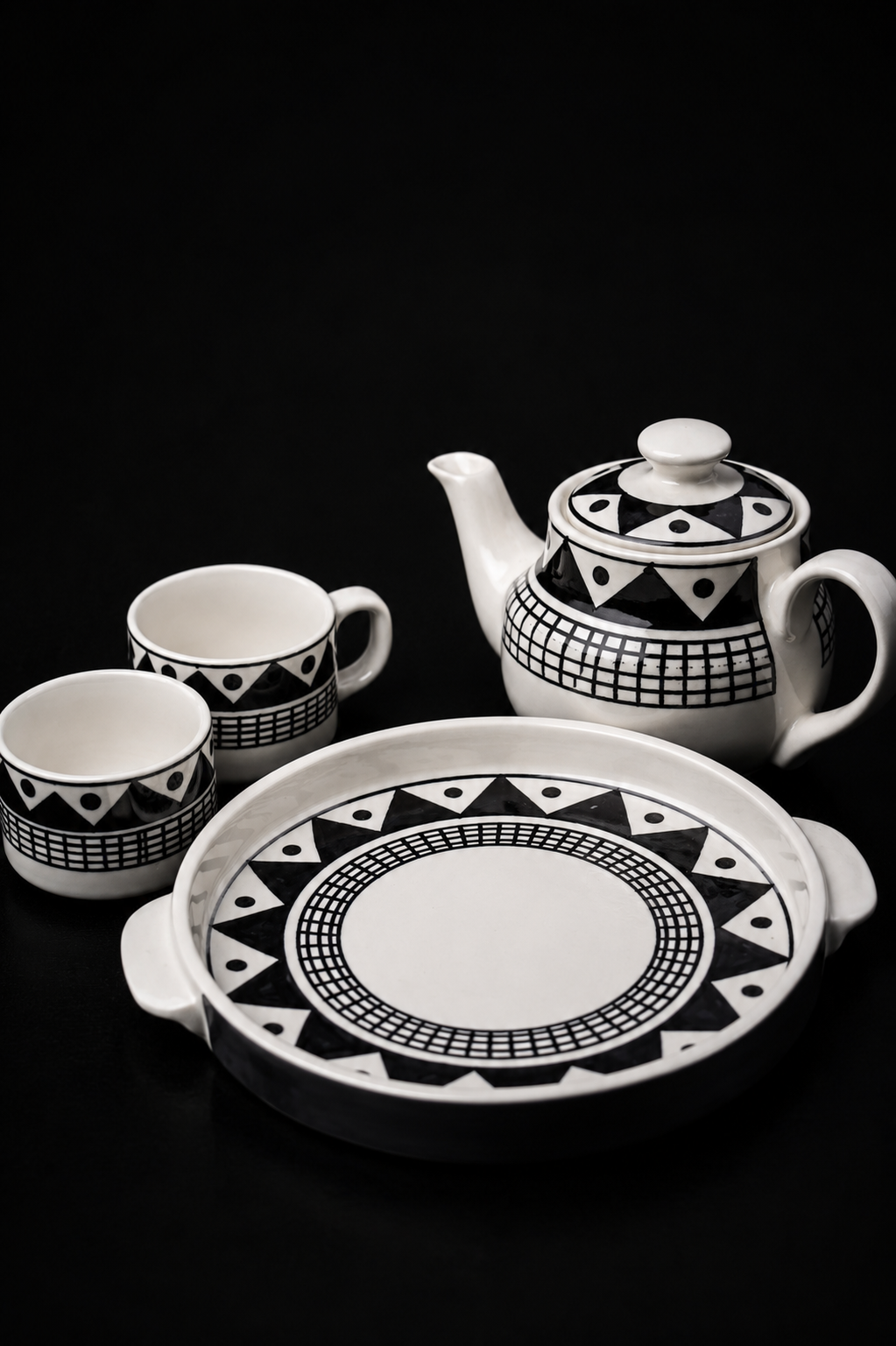 Black and White Geometric Ceramic Tea Set